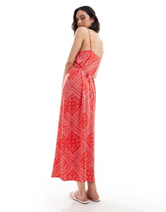 Miss Selfridge axelbands maxi klänning med scoop nacke i bandana mönster - Image 2