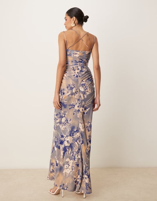 ASOS DESIGN draperad korsettsmaxiklänning med volangkjol och remmdetaljer i blå blommönster - Image 3