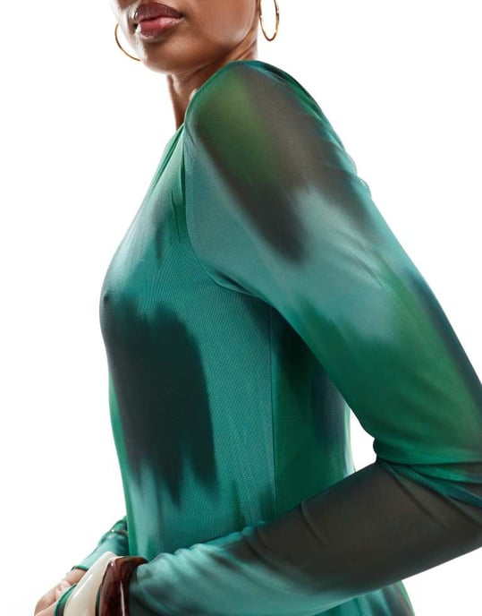 Vero Moda Tall långärmad nät maxi-klänning i mörkgrön abstrakt - Image 4