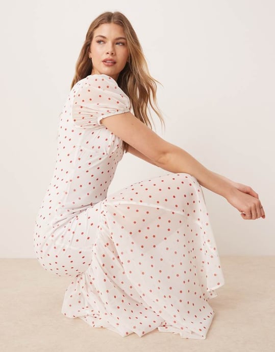 ASOS DESIGN puffärmad midiklänning i prickigt mönster - Image 3