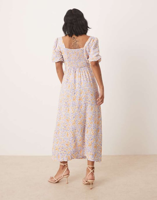 Ingen annans barn Petite Lara puffärmar midi klänning i blå och orange blommönster - Image 3