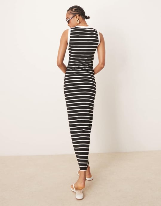 ASOS DESIGN 90-tals hög midi klänning med ribbade kanter i monostripet - Image 3