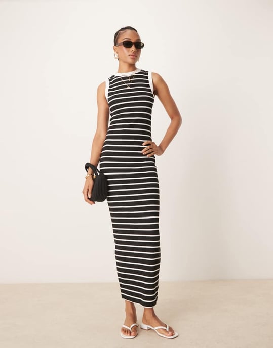 ASOS DESIGN 90-tals hög midi klänning med ribbade kanter i monostripet - Image 4