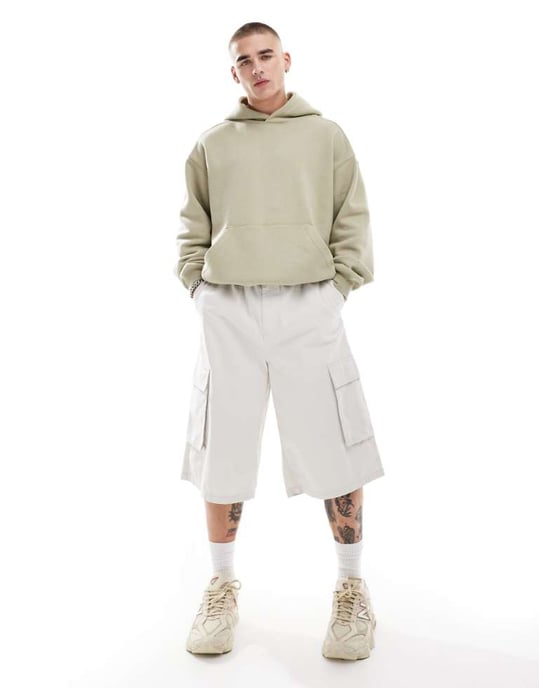 Cotton On super baggy cargoshorts i stenfärg - Image 1