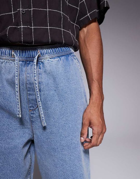 ASOS DESIGN denimshorts med sidostrand i ljusblå tvätt, längre längd - Image 2