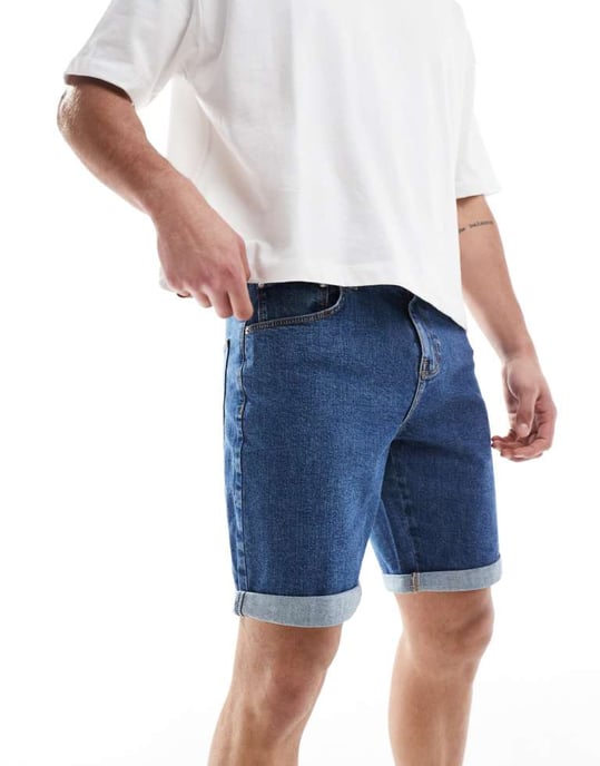 ASOS DESIGN slim stretch denim shorts i mellanblå tvätt - Image 4