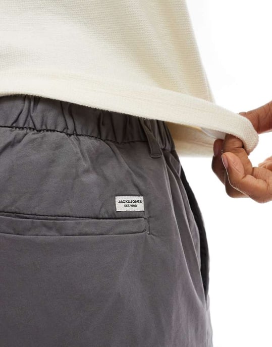 Jack & Jones lös passform chino shorts i grått - Image 3