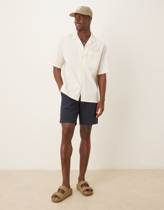 ASOS DESIGN 2-pack slim regular längd chinoshorts i stenfärg och marinblå - Image 4