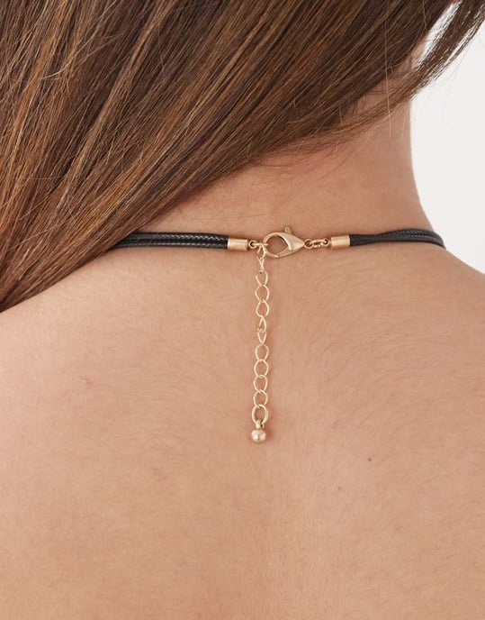 Återvunna vintage statement-halsband med guldskal på snörning - Image 3
