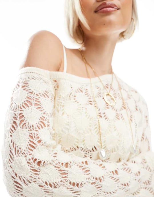 Miss Selfridge stickad asymmetrisk pointelle klänning med flared ärmar i krämfärg - Image 4
