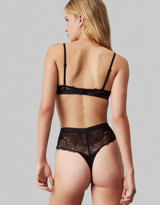 Calvin Klein Modern Lace ovadderad demi-bh med underwire i svart - Image 3