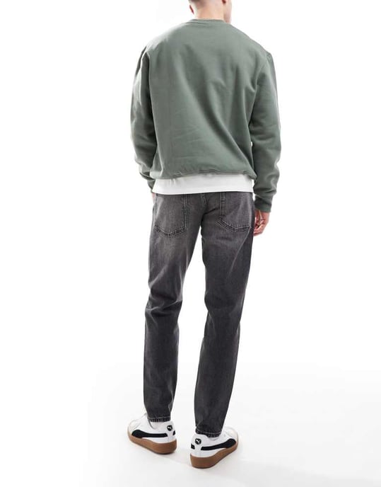 ASOS DESIGN stretch taperade jeans i vintage svart tvätt - Image 2