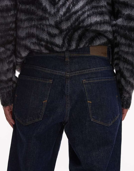 Utvalda Cole tapered jeans i mörkblått - Image 3