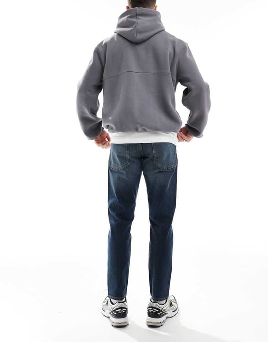 ASOS DESIGN stretch tapered i medelblå tvätt - Image 2