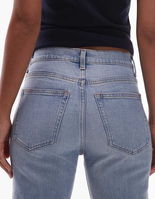ARKET Jade stretch slim leg jeans i ljus tvättad blå - Image 4