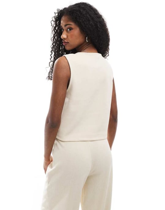 Miss Selfridge premium mjuk ribbad väst co ord i ivor - Image 3