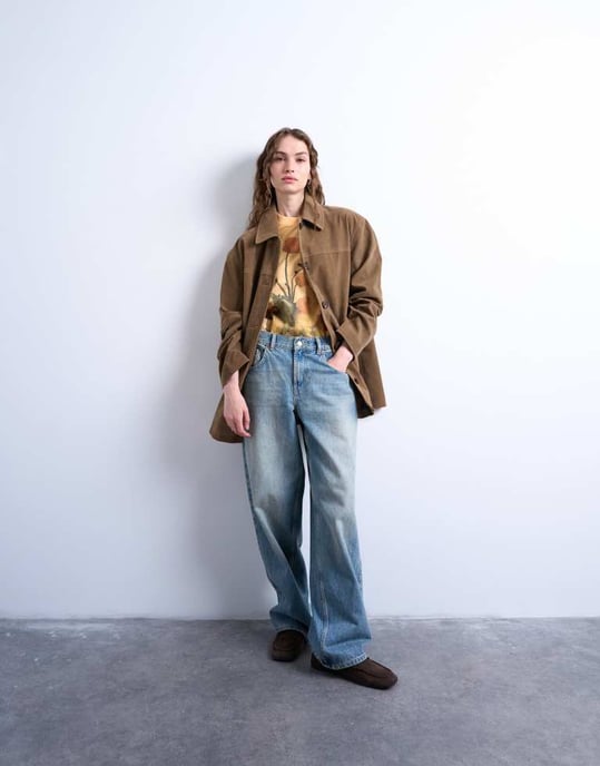 Topshop boxig midilång högslitning av konstläderjacka i brunt - Image 2