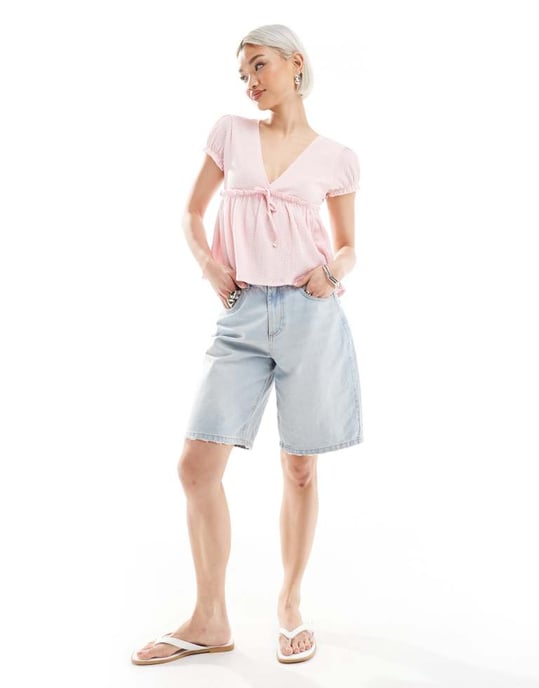 Miss Selfridge krinklad texturerad jersey baby doll-top i rosa - Image 2