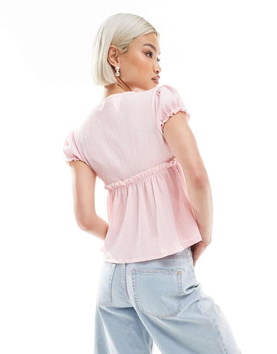 Miss Selfridge krinklad texturerad jersey baby doll-top i rosa - Image 3