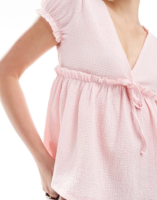 Miss Selfridge krinklad texturerad jersey baby doll-top i rosa - Image 4