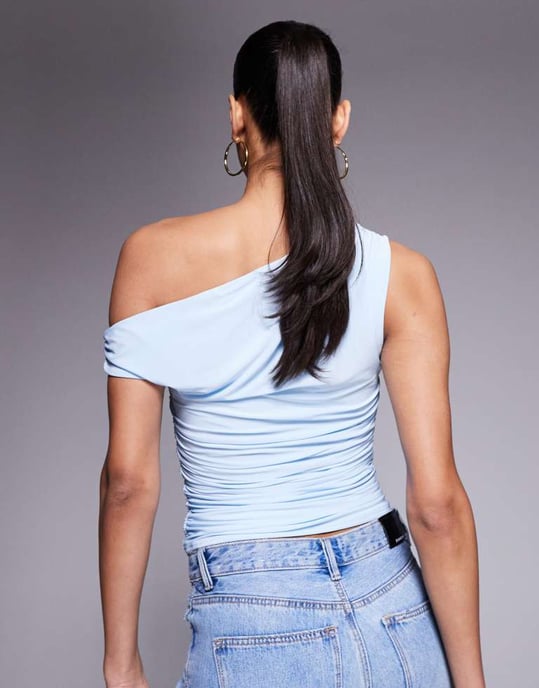 Missyempire exklusiv dubbellagerad slinky off shoulder-top i babyblå - Image 3