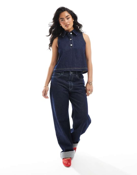 ASOS DESIGN denim ärmlös kragen knapplöst topp i indigo - Image 4