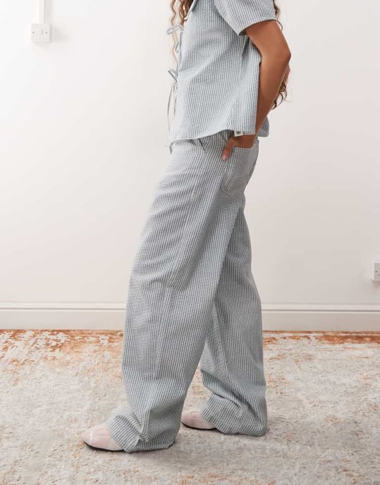 Återvunnen vintage baggy bred ben jeansko-ord i ljusblårandig - Image 2