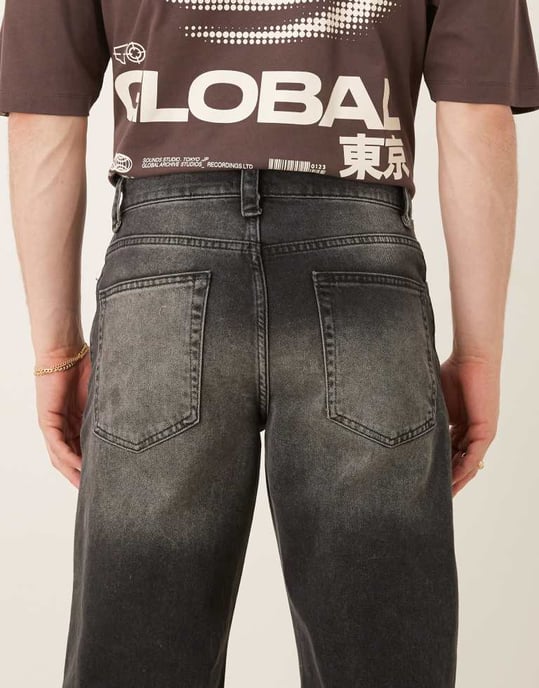ASOS DESIGN vida flare jeans i vintage tvättad svart - Image 4