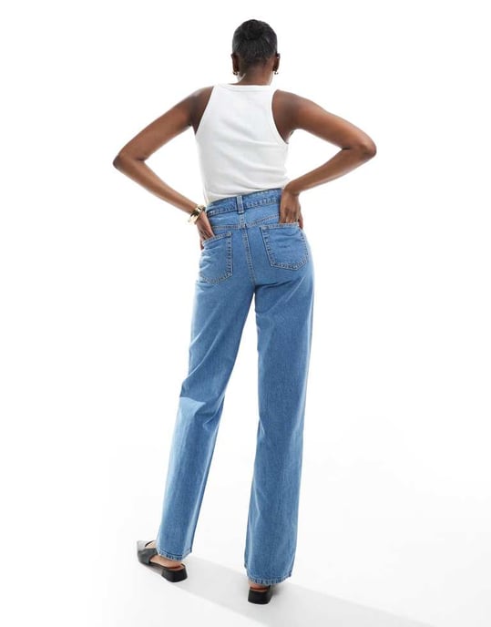 ASOS DESIGN Hög midja vida jeans för män i rent blå - Image 3