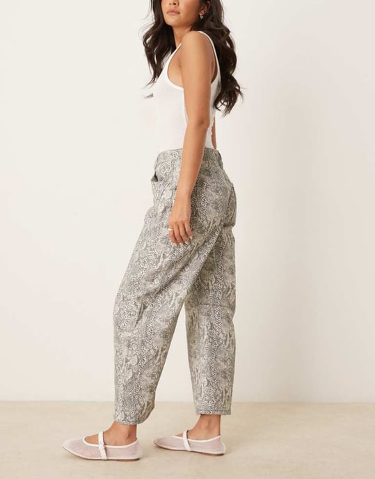 Free People good luck printed barrel jean in snake combo - Image 3