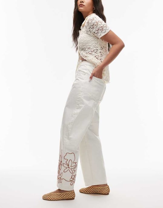 Topshop tunnjeans med röd broderi i ecru - Image 3