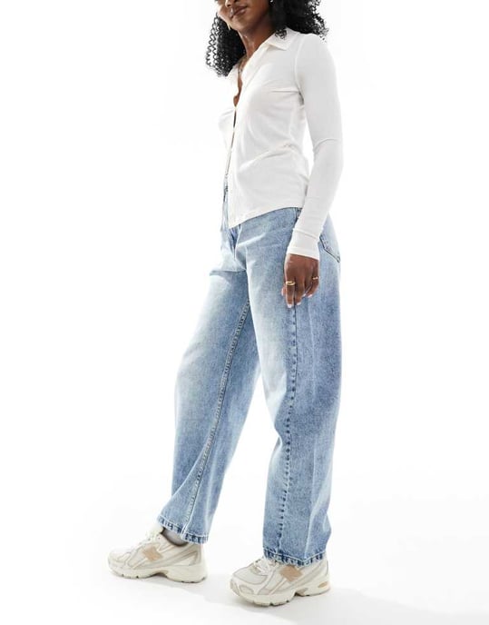 ASOS DESIGN slim barrel jeans i ljusblå - Image 3