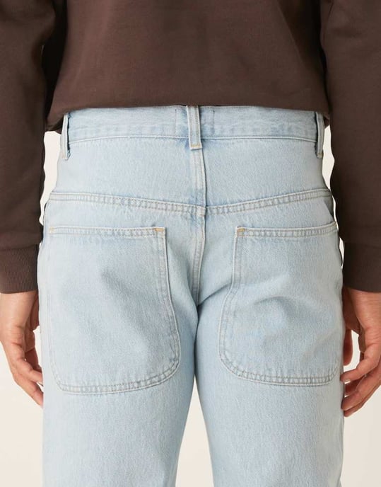 ASOS DESIGN vida utsvängda jeans i blekt blå - Image 4