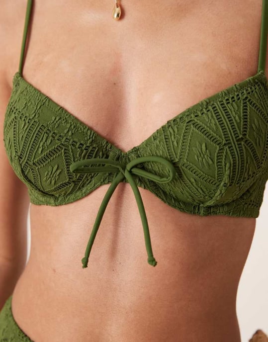 ASOS DESIGN Bertie broderad baddragsöverdel med bygel i olivgrön - Image 2