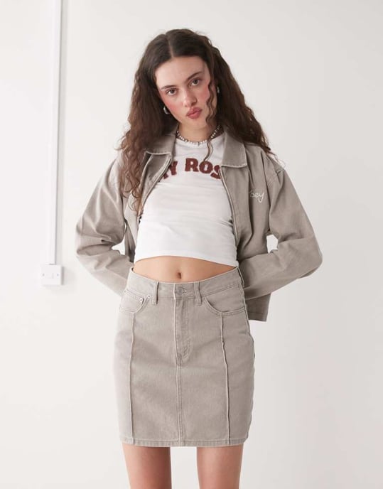 Obey Serene denim midikjol i blek beige tvätt - Image 2