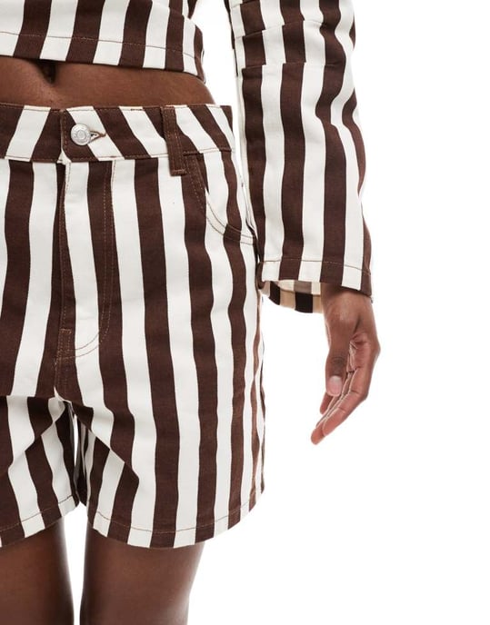 ASOS DESIGN pappashorts i bred rand - Image 4
