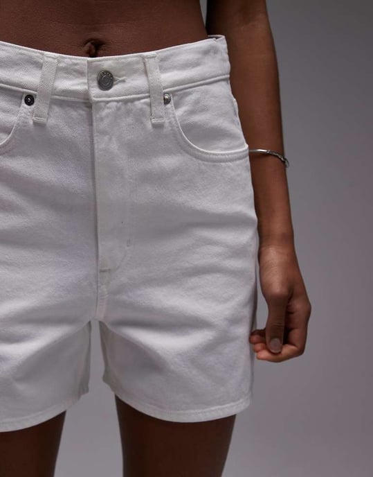ARKET mid waist femfickors styvt denim twill shorts i vitt - Image 3