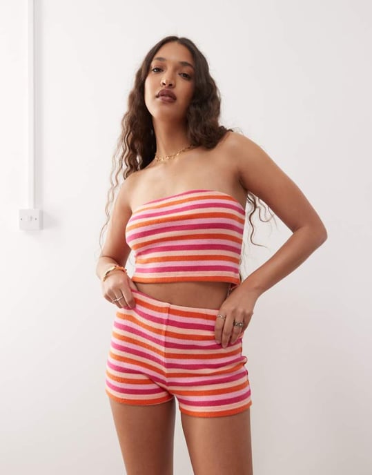 Återvunnen Vintage mikroshorts set i rosa multi-rand - Image 1