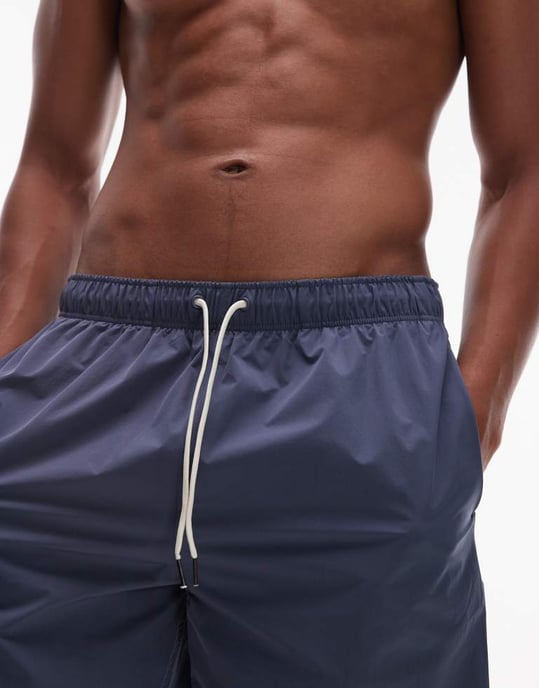 ARKET mellanlånga dragsko badshorts i mellanblå - Image 2
