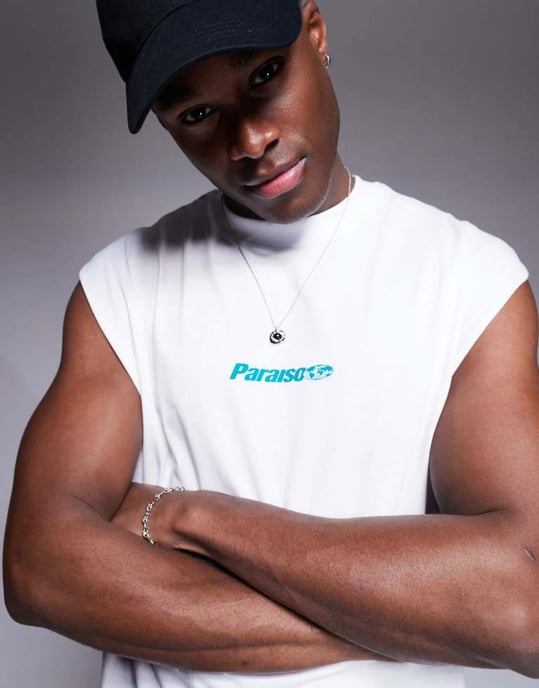 ASOS DESIGN oversize tanktop med sportgrafik i vitt - Image 2