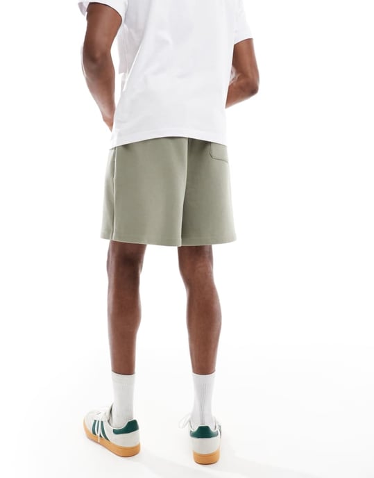ASOS DESIGN essentiella oversized shorts i ljus khaki - Image 3