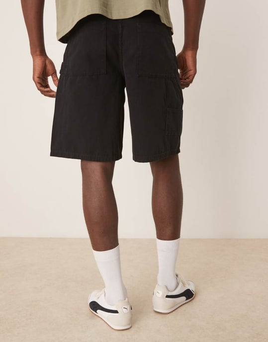 ASOS DESIGN långa snickarshorts i svart - Image 2