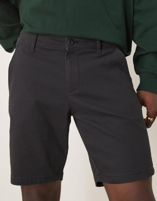 ASOS DESIGN slim regular längd chino shorts i svart - Image 3