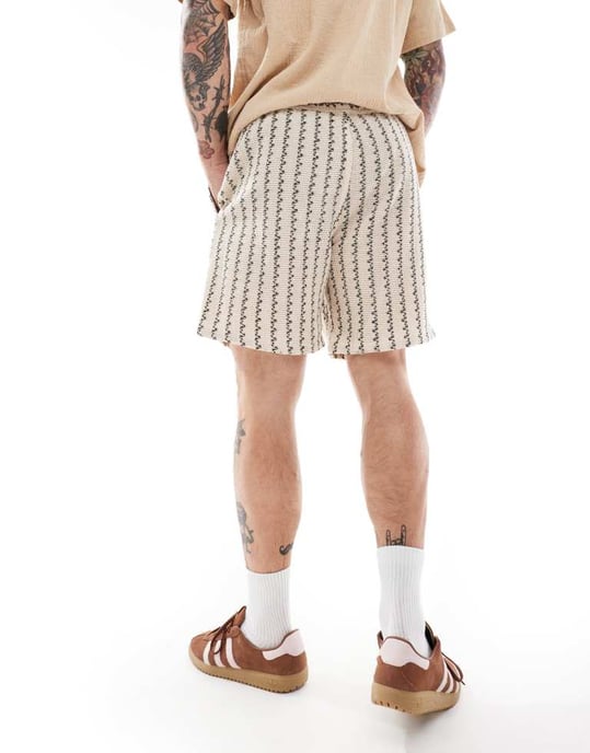 Cotton On shorts i naturlig rand - Image 2