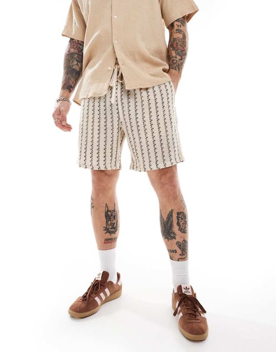 Cotton On shorts i naturlig rand - Image 4