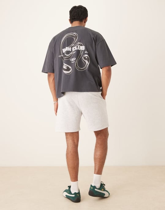 ASOS DESIGN jersey shorts set med tryck i grå melange - Image 2