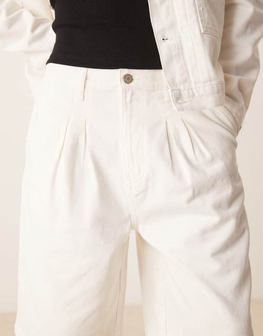 ASOS DESIGN koord lång denim cargo-jorts med dubbla veck i ecru - Image 2