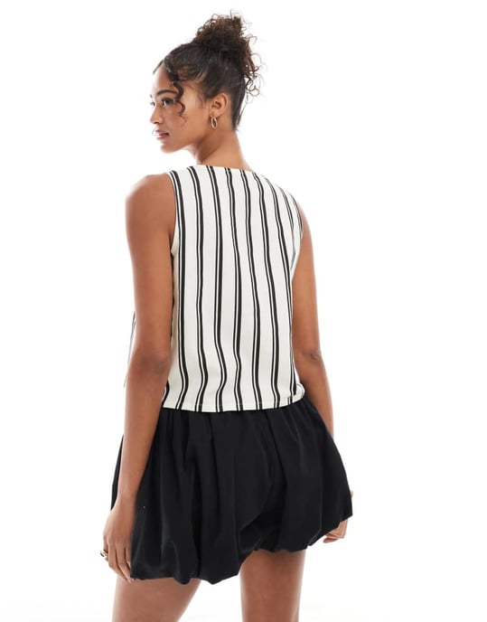 Wednesday's Girl stripe tie front top in white - Image 2