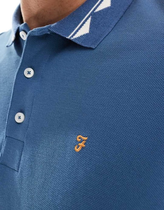 Farah Reeves kortärmad polo i blått med jacquardkrage - Image 2