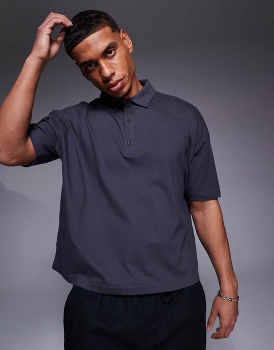 ASOS DESIGN croppad oversized polo med sänkt axel och pufftryck grafiskt mönster - Image 3